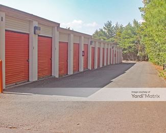 Photo 5 of Public Storage - 6 Summit Place, Branford, CT