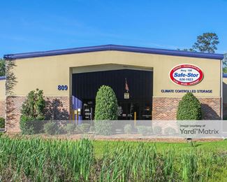 Photo 2 of Safe-Stor - 809 Florida Street, Mandeville, LA
