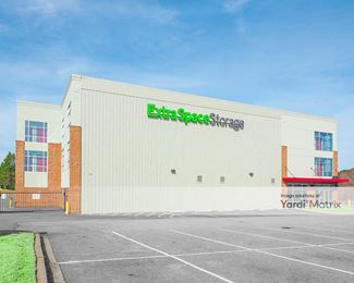 Photo 3 of Extra Space Storage - 1490 West Wade Hampton Blvd, Greer, SC