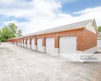 Photo 1 of StoreEase - 5302 Evergreen Pkwy, Sheffield Village, OH