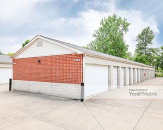 Photo 4 of StoreEase - 5302 Evergreen Pkwy, Sheffield Village, OH