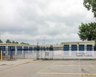 Photo 2 of Self Storage Depot - 5333 Bedford Street, Bedford Heights, OH