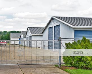 Photo 1 of A To Z Self Storage - 690 Weber Drive, Wadsworth, OH