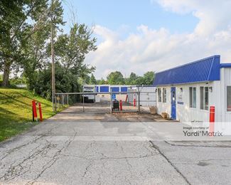 Photo 4 of Storage Rentals of America - 1955 Medina Road, Medina, OH