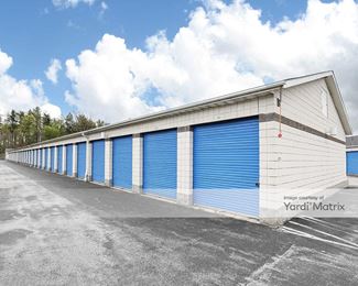 Photo 3 of Storage Rentals of America - 3020 Sanitarium Road, Akron, OH