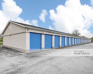 Photo 4 of Storage Rentals of America - 3020 Sanitarium Road, Akron, OH