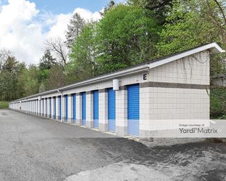 Photo 5 of Storage Rentals of America - 3020 Sanitarium Road, Akron, OH