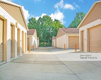 Photo 4 of SpareBox Storage - 3566 State Road, Cuyahoga Falls, OH