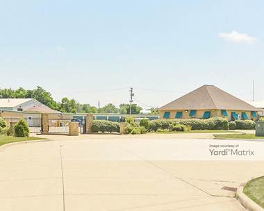 Storage Units for Rent available at 4141 Palmetto Drive, Willoughby, OH 44094
