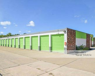 Photo 4 of Extra Space Storage - 1100 Erie Road, Eastlake, OH