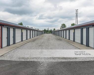 Storage Units for Rent available at 36200 West Royalton Road, Grafton, OH 44044