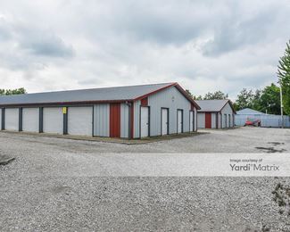 Photo 3 of StoreEase - 36200 West Royalton Road, Grafton, OH