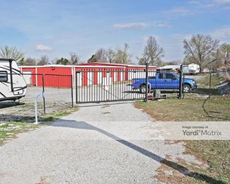 Photo 2 of Locker Storage - 30061 State Highway 51, Coweta, OK