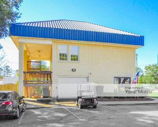 Photo 2 of Storage Rentals of America - 902 West Oglethorpe Hwy, Hinesville, GA