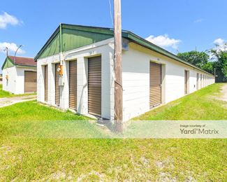 Photo 4 of StoreGuard Self Storage - 404 Fraser Circle, Hinesville, GA