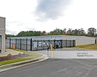 Photo 2 of Hampstead Self Storage - 16700 US Highway 17, Hampstead, NC