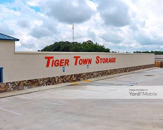 Photo 3 of Storage World - 3055 Society Hill Road, Opelika, AL