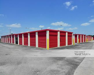 Photo 4 of iStorage - 2500 Central Pkwy SW, Decatur, AL
