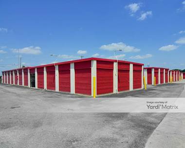 Storage Units for Rent available at 2500 Central Pkwy SW, Decatur, AL 35601