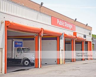 Photo 5 of Public Storage - 24 - 01 Brooklyn Queens Expwy, Woodside, NY