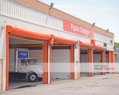 Storage Units for Rent available at 24 - 01 Brooklyn Queens Expwy, Woodside, NY 11377