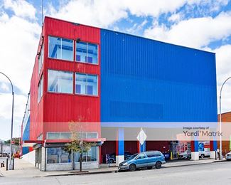 Photo 2 of Extra Space Storage - 1037 Zerega Avenue, Bronx, NY