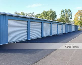 Photo 3 of iStorage - 78 Thatcher Street, Selkirk, NY