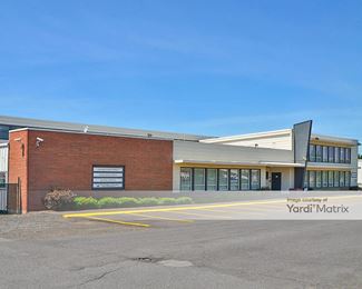 Photo 2 of Foothills Express - 2615 North Cincinnati Street, Spokane, WA