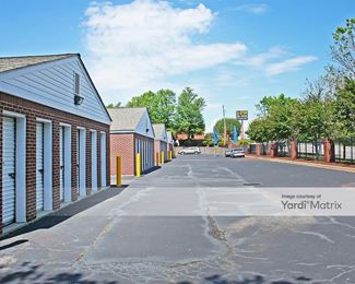 Photo 2 of U-Stor Self Storage - 1016 South Pine, Spartanburg, SC