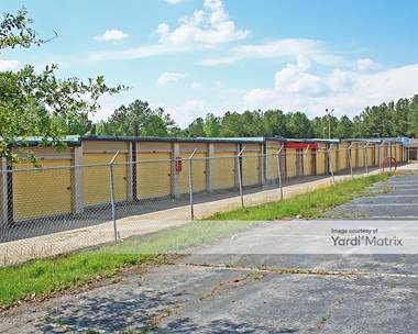 Storage Units for Rent available at 350 East Blackstock Road, Spartanburg, SC 29301
