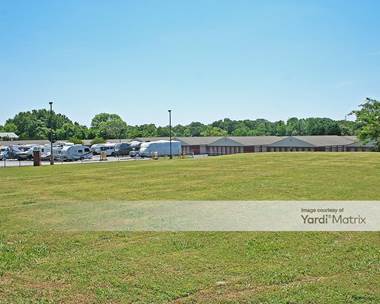 Storage Units for Rent available at 927 Cedar Lane Road, Greenville, SC 29617