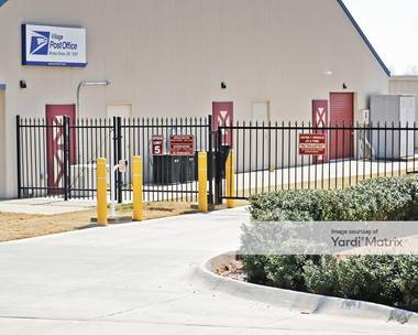 Storage Units for Rent available at 11715 South Lynn Lane Road, Broken Arrow, OK 74013