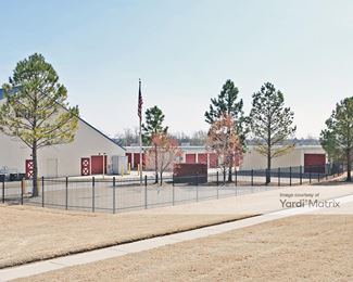 Photo 3 of Lynn Lane Self Storage - 11715 South Lynn Lane Road, Broken Arrow, OK