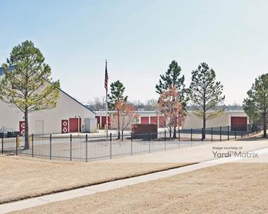 Storage Units for Rent available at 11715 South Lynn Lane Road, Broken Arrow, OK 74013