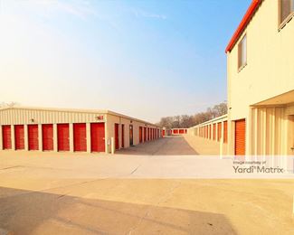Photo 3 of Fast-EZ Self Storage - 7715 East Easton Street, Tulsa, OK