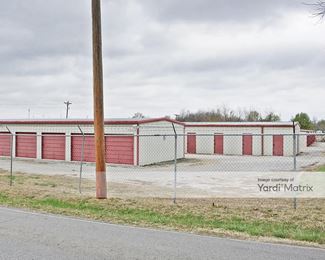 Photo 4 of C-S Storage - 710 West Oak Street, Skiatook, OK
