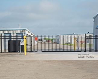 Photo 5 of Move It Storage - 7649 Weber Road, Corpus Christi, TX