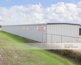 Photo 5 of Storage King USA - 1500 East General Cavazos Blvd, Kingsville, TX