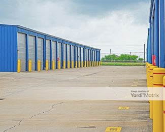 Photo 4 of Move It Self Storage - 3302 Holly Road, Corpus Christi, TX
