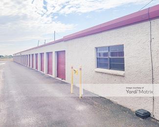 Photo 1 of Storage Rentals of America - 1010 North Loop 250 West, Midland, TX