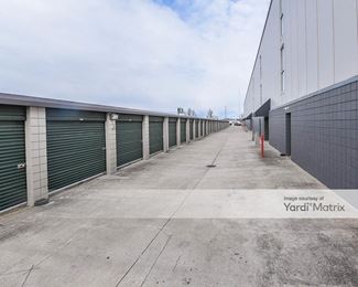 Photo 2 of Lexington Mini-Storage - 285 Ruccio Way, Lexington, KY