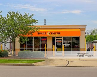Photo 1 of Space Center Storage - 175 West Triverton, Lexington, KY