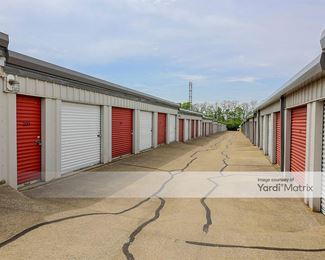 Photo 2 of Space Center Storage - 175 West Triverton, Lexington, KY