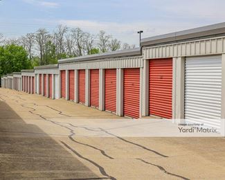 Photo 3 of Space Center Storage - 175 West Triverton, Lexington, KY