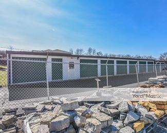 Photo 4 of Stor All - 2750 Palumbo Drive, Lexington, KY