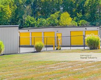 Photo 3 of Extra Space Storage - 3942 Youngstown Road SE, Warren, OH