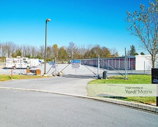 Photo 3 of Flightpath Mini Storage - 225 Piper Circle, Annville, PA