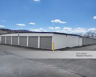 Photo 4 of Self Storage Station - 4220 Birney Avenue, Moosic, PA