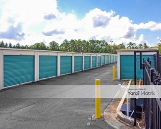 Photo 3 of iStorage - 4480 Riverside Drive, Macon, GA