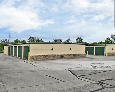 Storage Units for Rent available at 4616 East Dupont Road, Fort Wayne, IN 46825